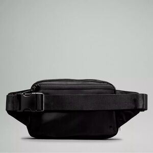 Lululemon Everywhere Large Black Belt Bag